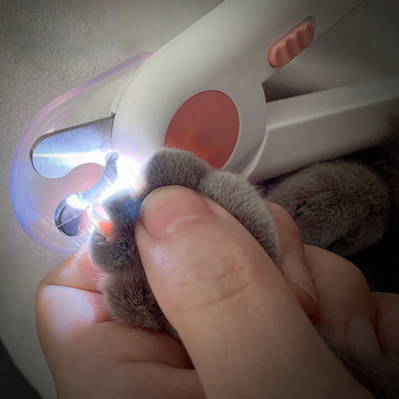 Clip n’ Glow – Stress-Free Pet Nail Care
