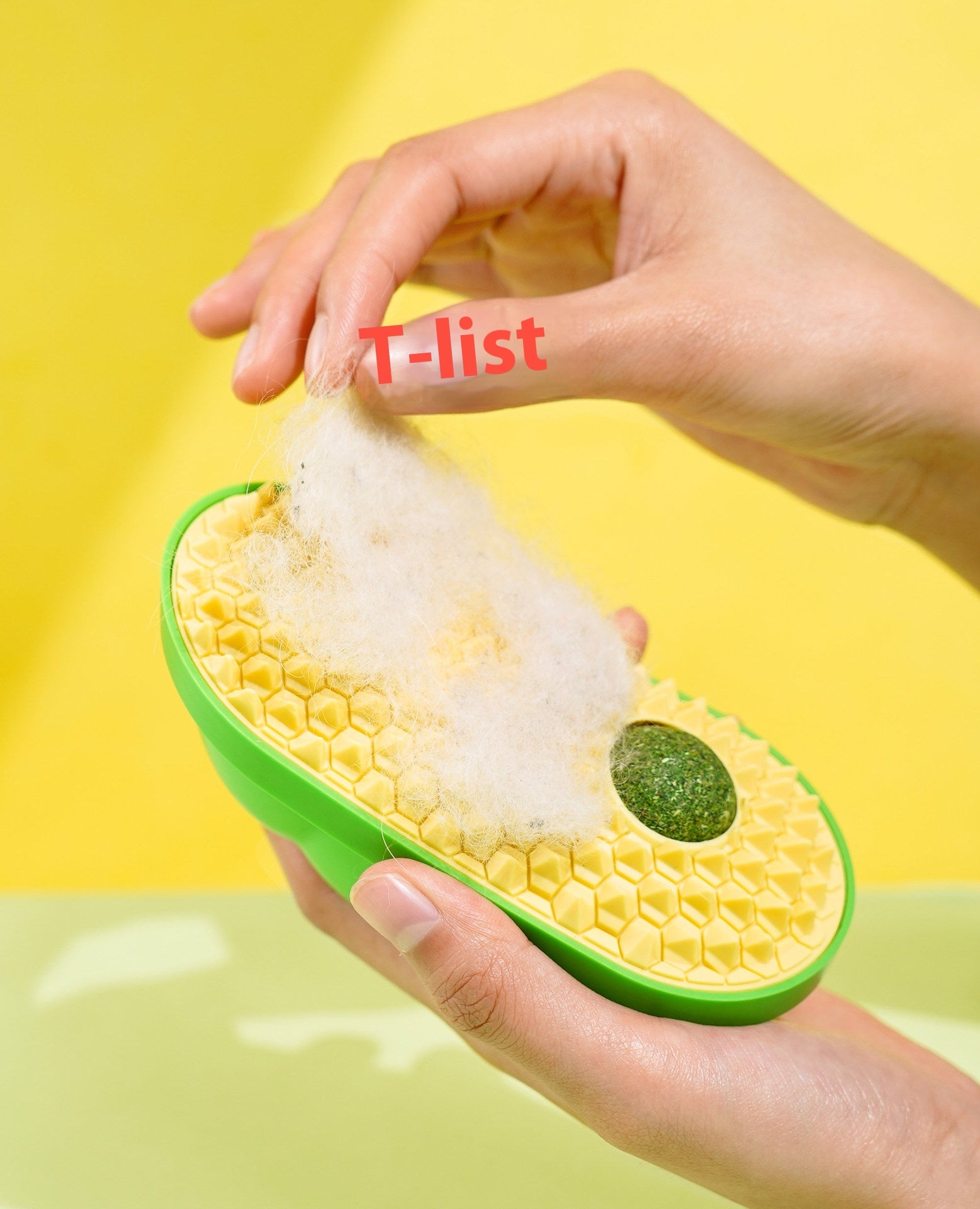 Scratch Me Please – Cat Toy That Loves Back
