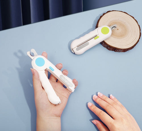 Clip n’ Glow – Stress-Free Pet Nail Care
